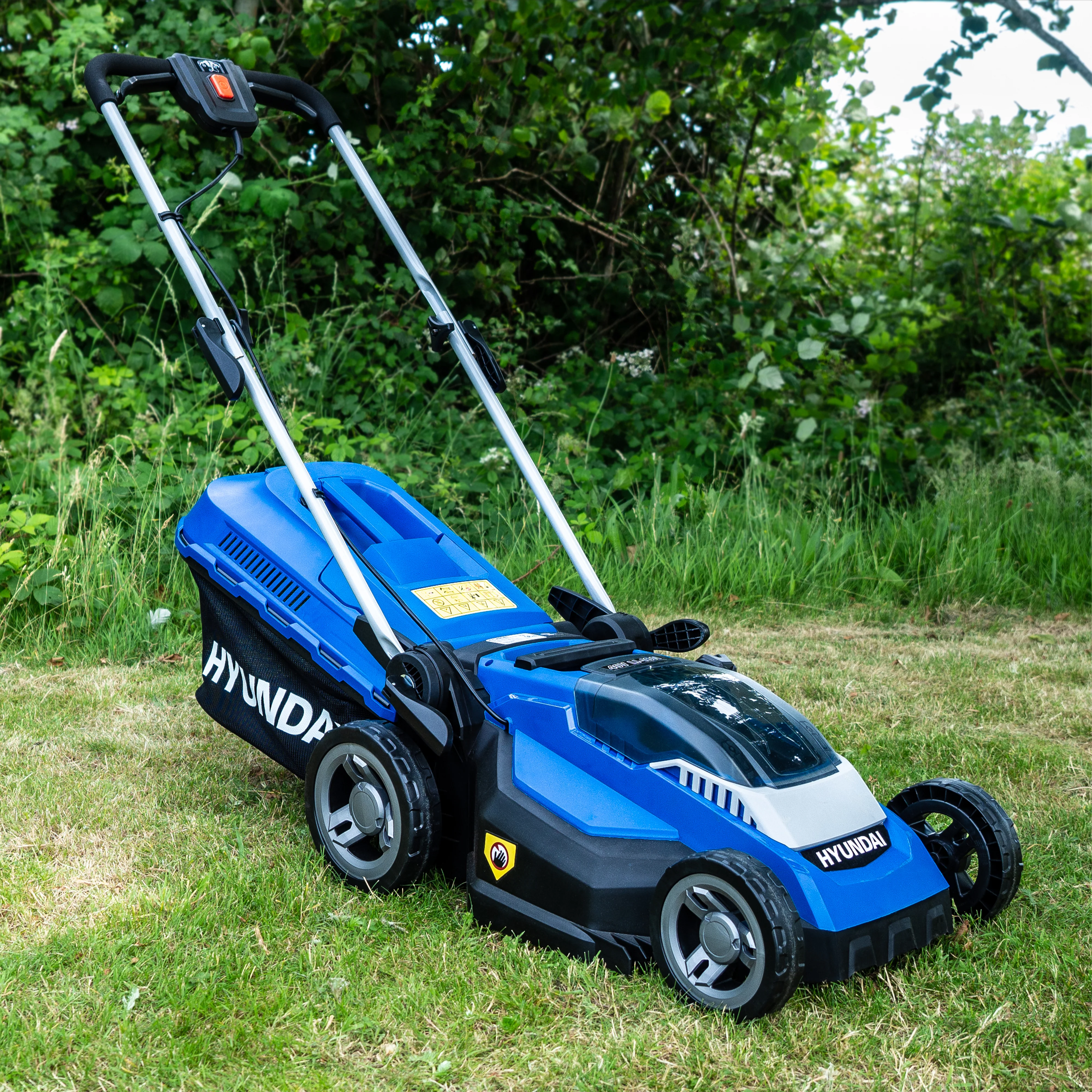 Hyundai 15" 40V Battery Lawn Mower – 5 Height Settings, 30L Collector, Plastic Deck - SKIN ONLY (HY38-E40) - Image 10